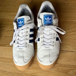 Adidas sneakers Samoa